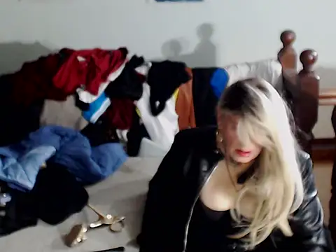 emmex671 online show from November 24, 7:43 am