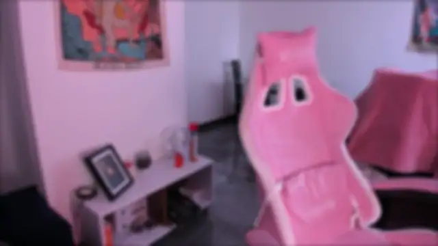 Loona s online show from October 19, 9:29 pm