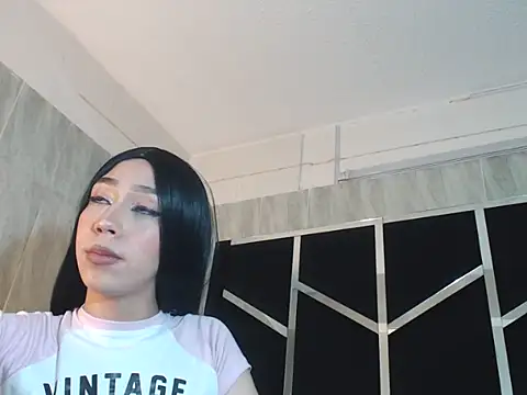 chaniesmith69x online show from November 23, 5:20 am