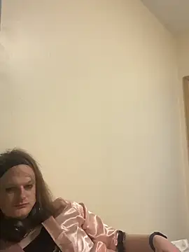 avamaxwell online show from February 19, 10:05 pm