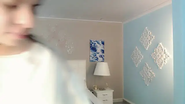 maddissonivanova online show from October 30, 7:13 pm