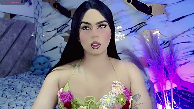 kushina uzumaki75 online show from April 13, 3:54 am