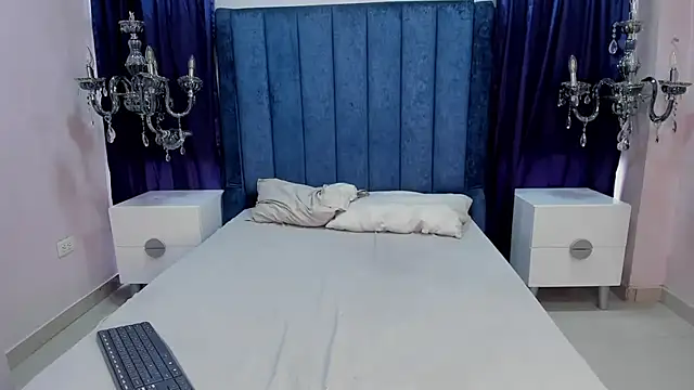 rubyrouge   online show from September 27, 8:07 pm