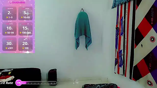 samanthaa hot  online show from March 11, 8:18 am