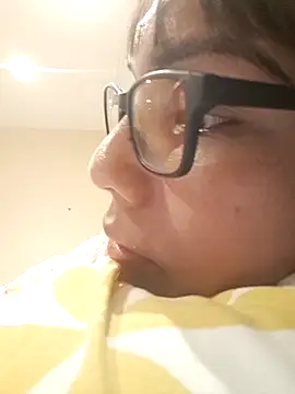 Ladyboyluxe online show from March 7, 6:47 pm