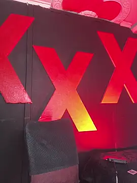 abrilbigcock online show from March 31, 12:12 am