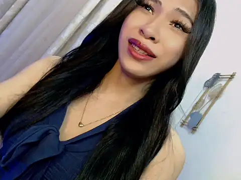 Annaloula online show from March 5, 4:45 pm