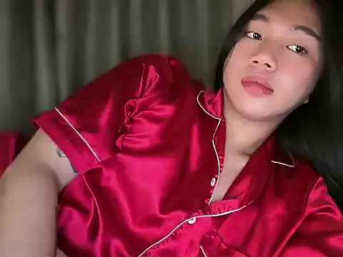 kat mire online show from March 25, 7:18 pm