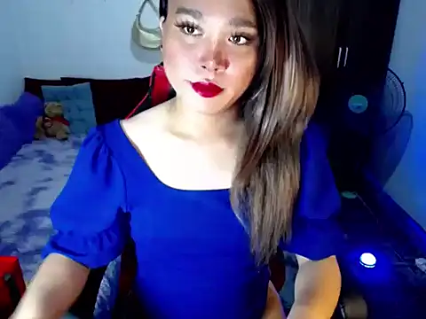 Urassiansweetcummer online show from March 25, 3:34 am