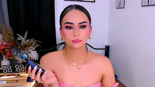 Zialustts online show from March 8, 4:21 pm