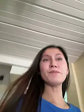 anne smithe online show from March 8, 2:04 am