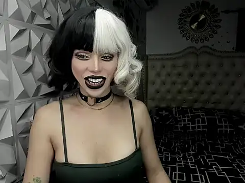 janecomander online show from April 20, 2:51 pm