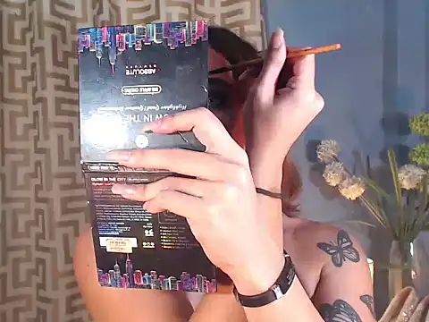 AleinaCroft online show from April 17, 1:03 pm