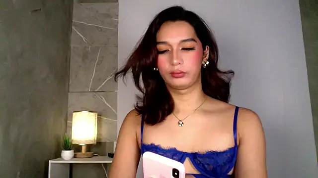 Hoelymorri online show from September 22, 9:31 pm