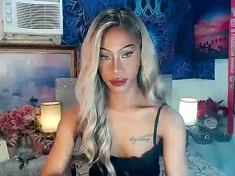 sassylatina online show from February 6, 6:24 pm