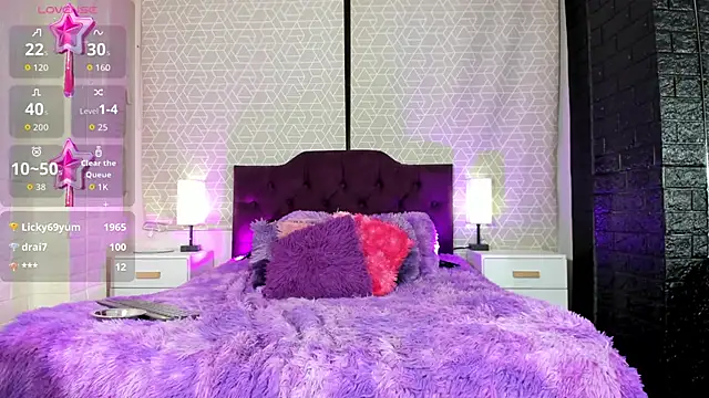 Zamara Kleii online show from December 15, 4:52 am