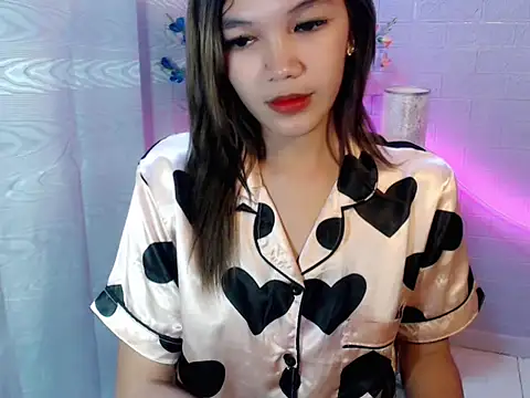 gorgeouswella online show from June 5, 6:52 am
