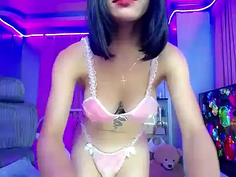 lovemariee online show from February 25, 3:11 am