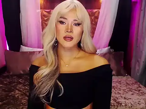 YllanaAltheaXxX online show from September 16, 5:28 pm