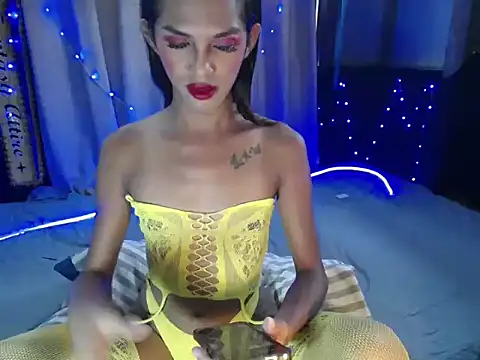 hot tsmicah online show from April 17, 4:04 am