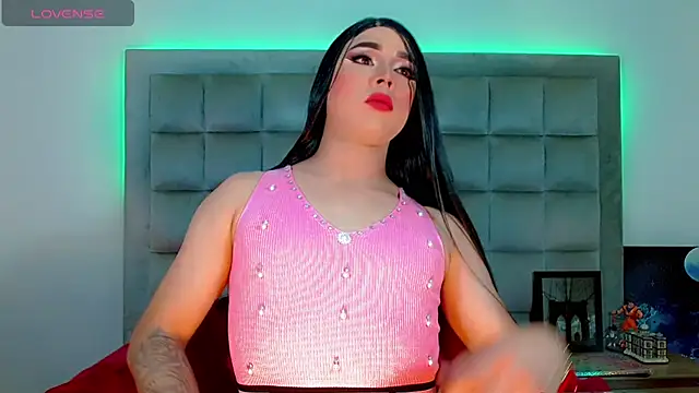 Snapshot of AmazingMistressNathy chatting on October 19, 7:12 am AmazingMistressNathy online show from October 19, 7:12 am