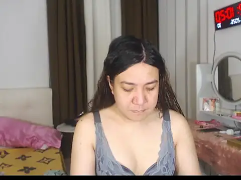 stellahugeX online show from April 24, 6:11 pm