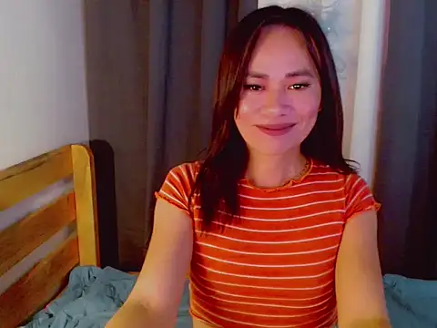 ursweet yummy online show from November 12, 12:48 pm