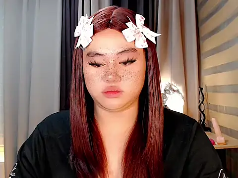 Snapshot of ursexy_ceciliaxx chatting on October 22, 3:47 pm ursexy ceciliaxx online show from October 22, 3:47 pm