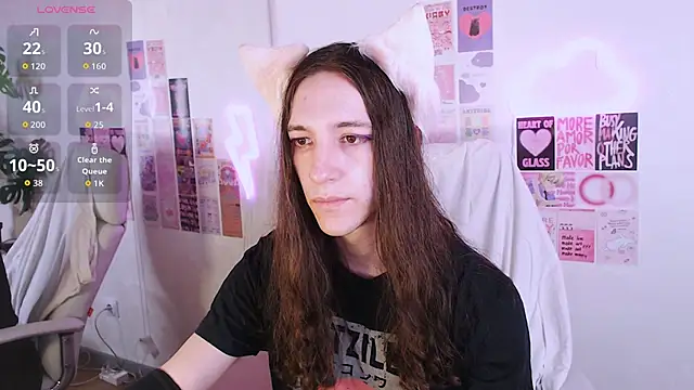 SilverMuse online show from March 2, 11:00 pm