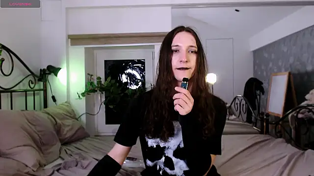 SilverMuse online show from March 8, 2:26 am