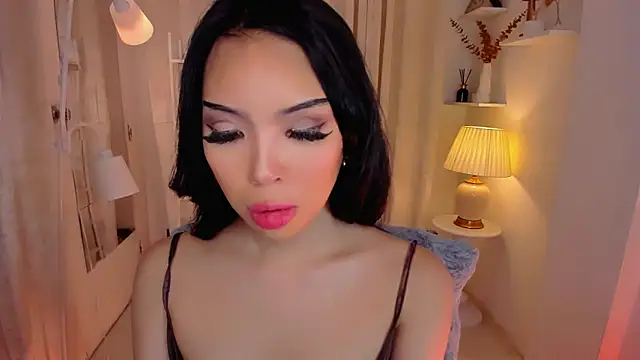 MS LUNA online show from March 18, 11:59 pm