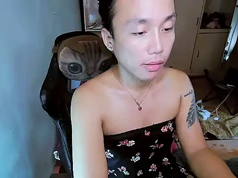 YourNikkieXxx online show from November 7, 12:44 am