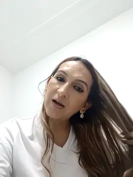 alanastones-19 online show from October 10, 4:24 am