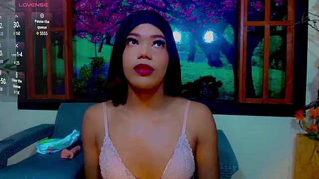 bayolet  online show from January 13, 11:40 am