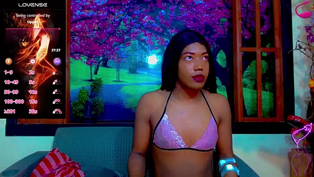 bayolet  online show from January 17, 11:18 am