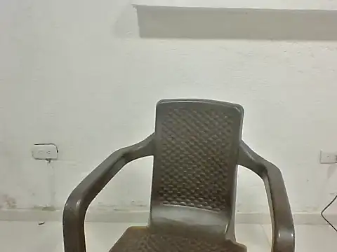 Snapshot of IsabelaSnow chatting on September 30, 3:28 am IsabelaSnow online show from September 30, 3:28 am