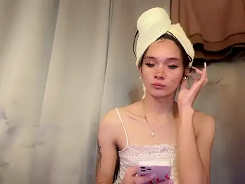 anastasia cums online show from October 28, 6:00 am