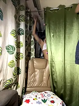 seductivezoey24 online show from September 22, 6:13 pm