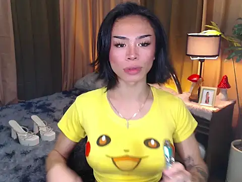 WILDROXIE online show from September 23, 11:11 pm