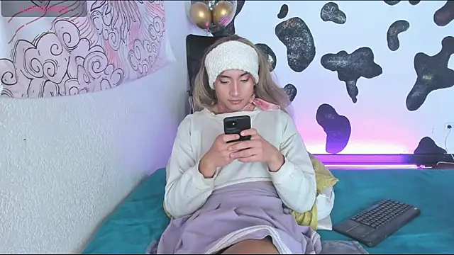 brihanna cooper online show from December 18, 2:22 pm