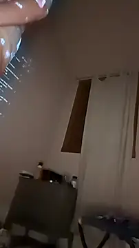 Snapshot of BlondeyMiyMiy chatting on October 25, 9:15 am BlondeyMiyMiy online show from October 25, 9:15 am