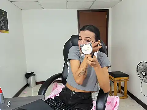 Aisha hotts777 online show from February 12, 4:08 am