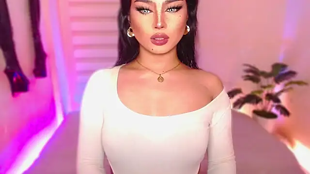 MissRumi Hunter online show from April 7, 7:26 pm