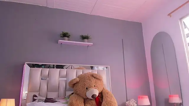 Darlyn tenderhot   online show from December 21, 2:23 pm