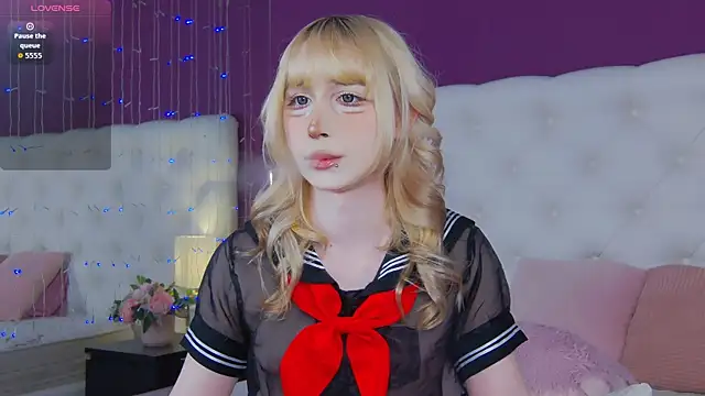 cutetomie online show from April 22, 9:22 pm