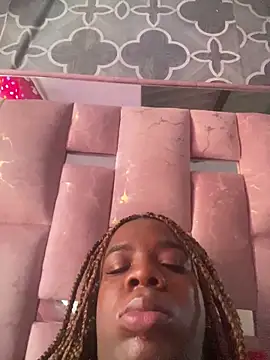 LicyEvans1 online show from March 1, 9:31 pm