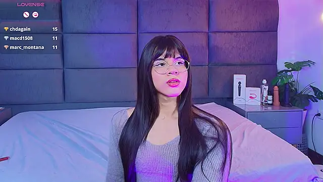 Slenna Moon online show from January 15, 2:32 am