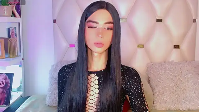 Daphnne Foxx online show from September 25, 11:56 pm