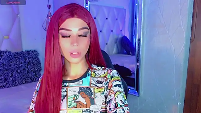 Daphnne Foxx online show from October 15, 9:04 pm