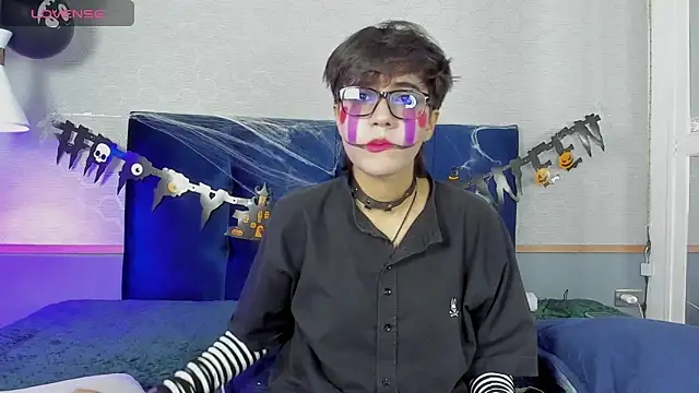 Tsuki Maru online show from October 29, 8:29 pm